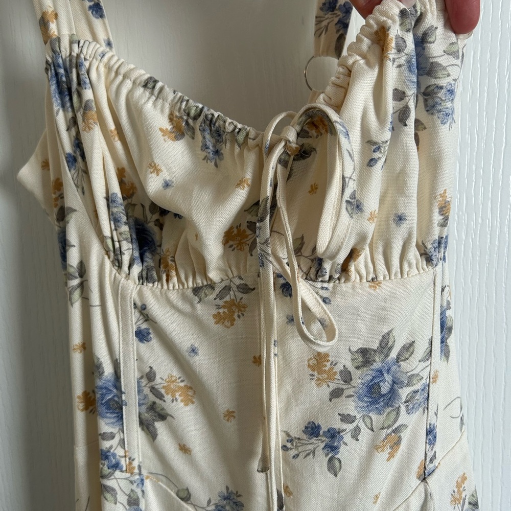 Josephine Periwinkle Floral Dress - Picture 8 of 16